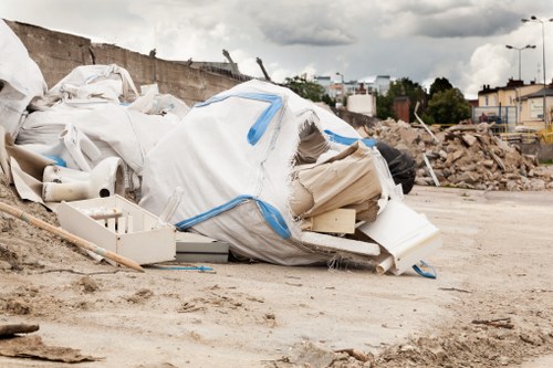 Eco-friendly disposal and recycling during home clearance