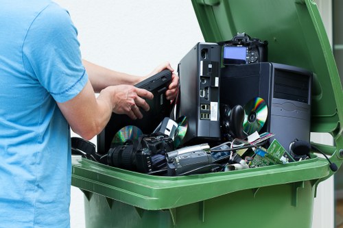 Affordable flat clearance services in Kingston